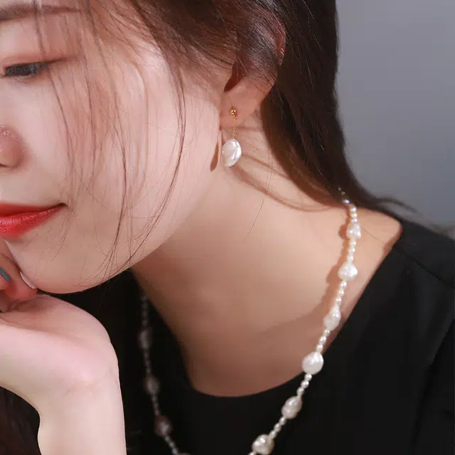 S925