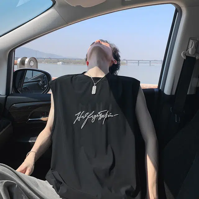 THREEAGAINTHR33