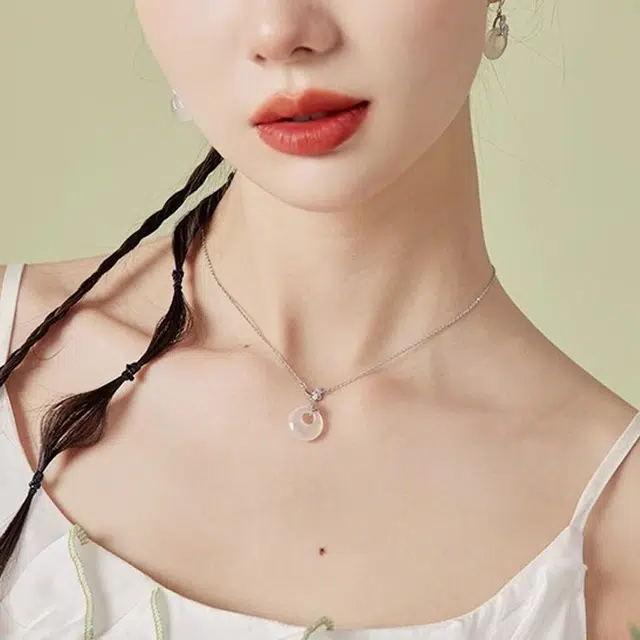 S925