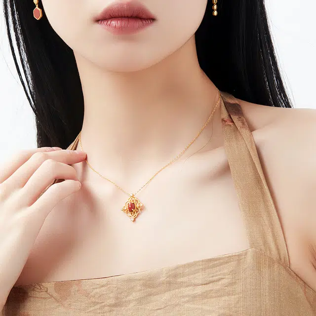 六珍堂 菱形窗花复古中国风设计感 南红玛瑙 项链 男女同款情侣款