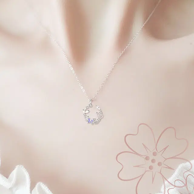六珍堂 新中式时尚简约 轻奢高级感蝴蝶锁骨链 琉璃 玉石项链 女款