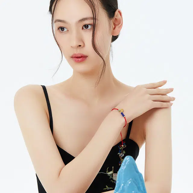 S925