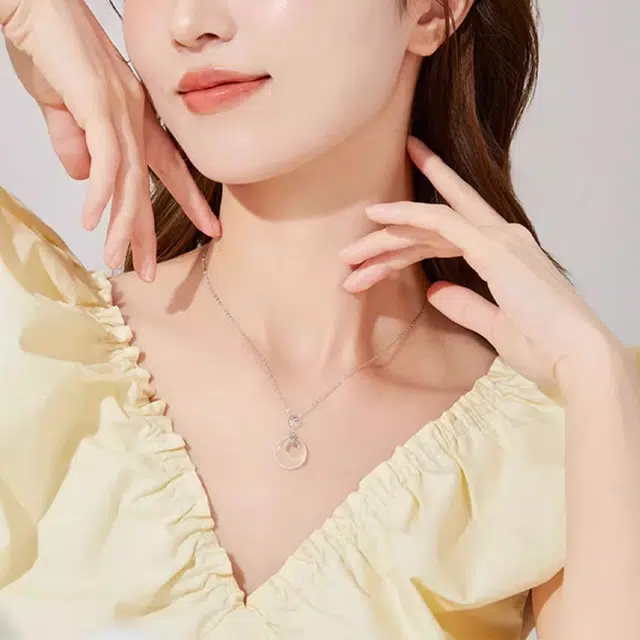 S925