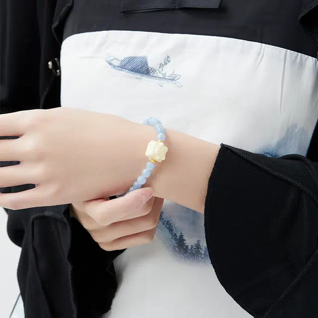 六珍堂 新中式国风小狮子 水晶 玉石手串 女款