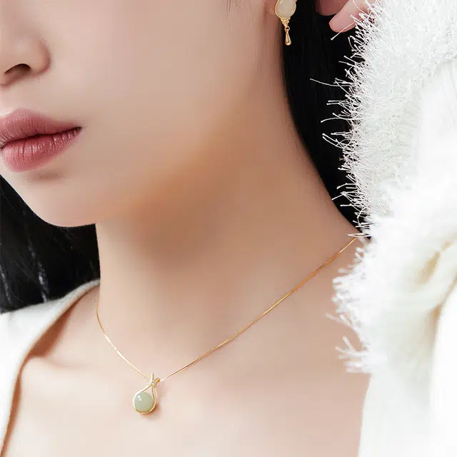 S925