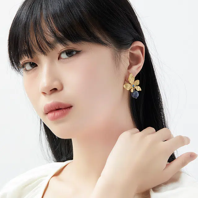 六珍堂 复古宫廷风气质花朵 轻奢优雅设计感 青金石 玉石耳环 女款