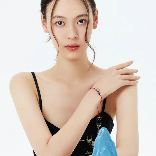 S925