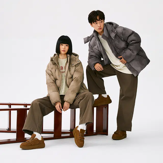 MLB Yankees Hooded Puffer Jacket