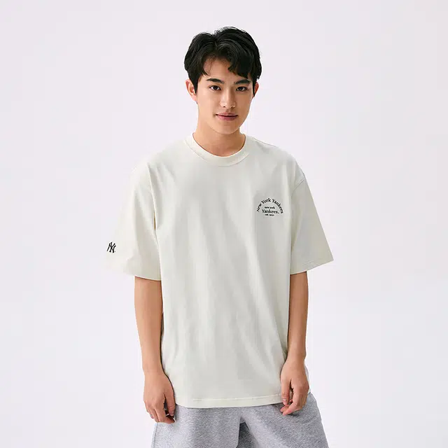 MLB T