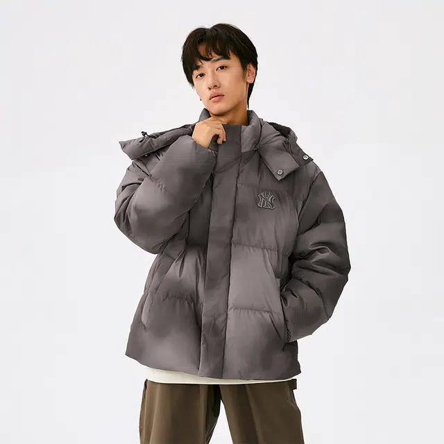 MLB Yankees Hooded Puffer Jacket