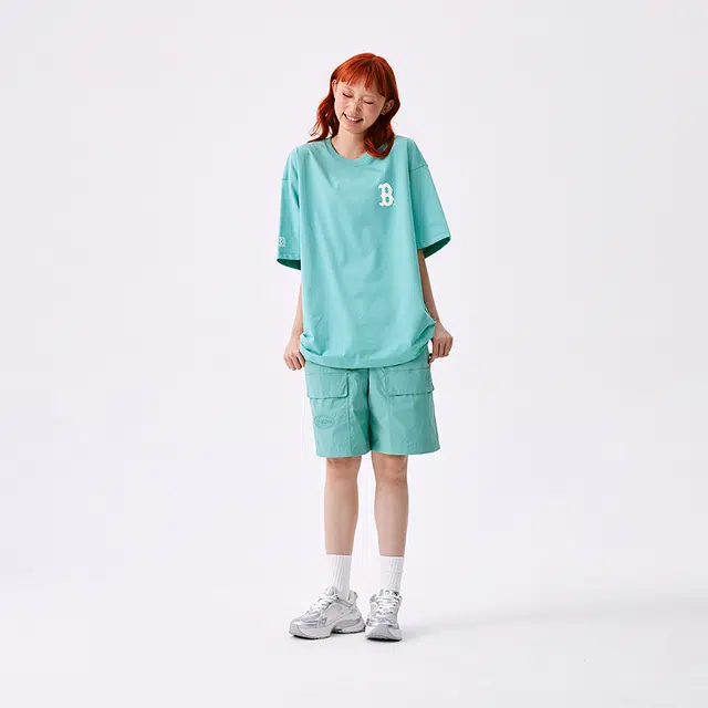 MLB T
