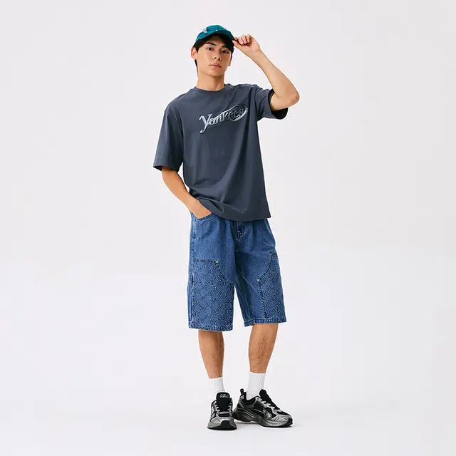 MLB T