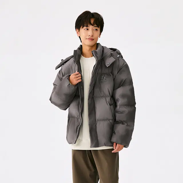 MLB Yankees Hooded Puffer Jacket