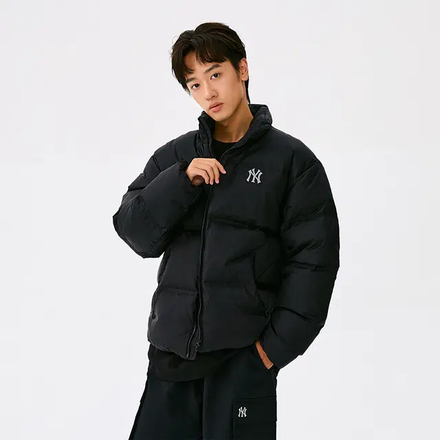 MLB 25FW Down Jacket