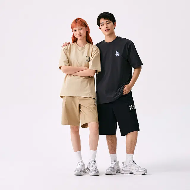 MLB T