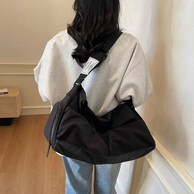 泰克森 潮流百搭大容量 布 单肩包 常规 男女同款情侣款 灰色/黑色/卡其色/黑配红/黑配绿/黑配紫
