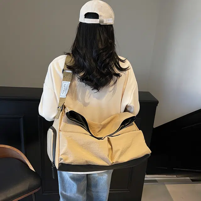 泰克森 潮流百搭大容量 布 单肩包 常规 男女同款情侣款 灰色/黑色/卡其色/黑配红/黑配绿/黑配紫