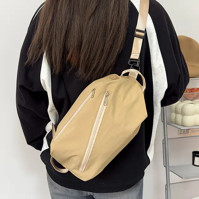 泰克森 时尚潮流白搭 尼龙 胸包 常规 男女同款情侣款 米白色/灰色/黑色/红色/桔色/卡其色