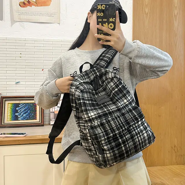泰克森 大容量 时尚 潮流 呢子 双肩包 常规 男女同款情侣款 米白色/黑色/红色/卡其色