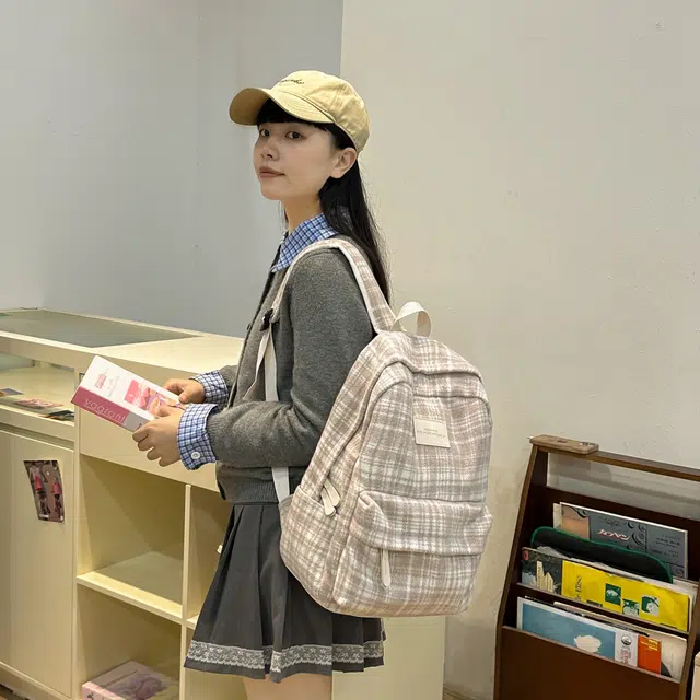 泰克森 大容量 时尚 潮流 呢子 双肩包 常规 男女同款情侣款 米白色/黑色/红色/卡其色