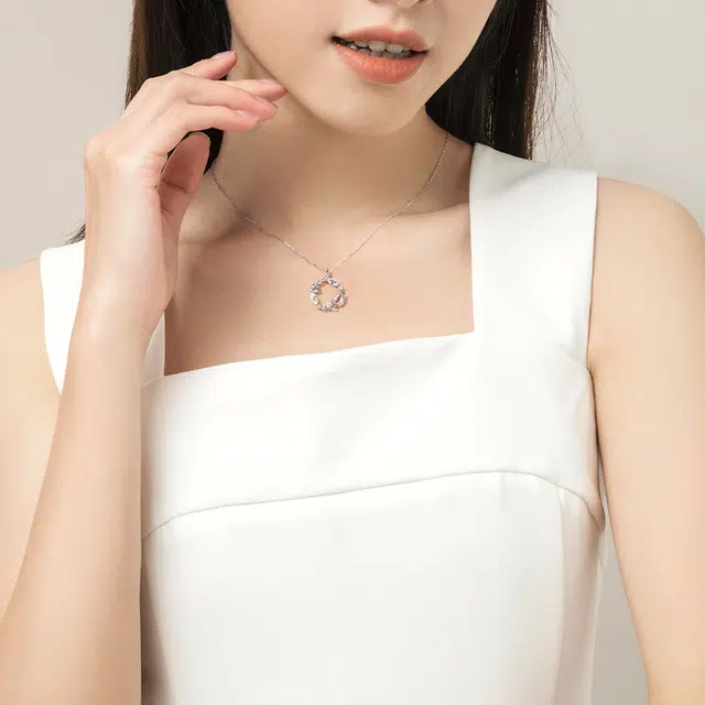 S925