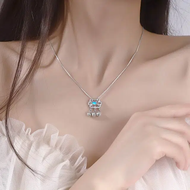 S925