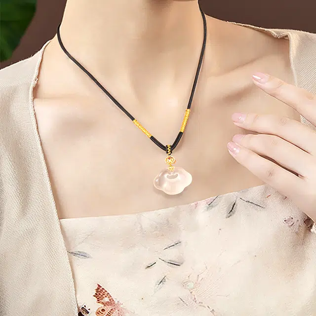 中国黄金 央创时尚 称心如意锁骨链 新中式古风 平安锁 小众设计  节日 纪念日 玉髓 项链 女款