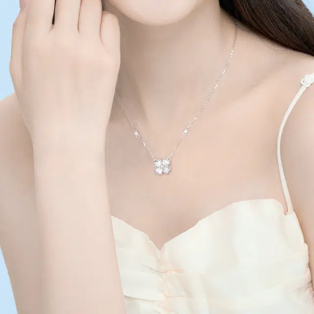 S925
