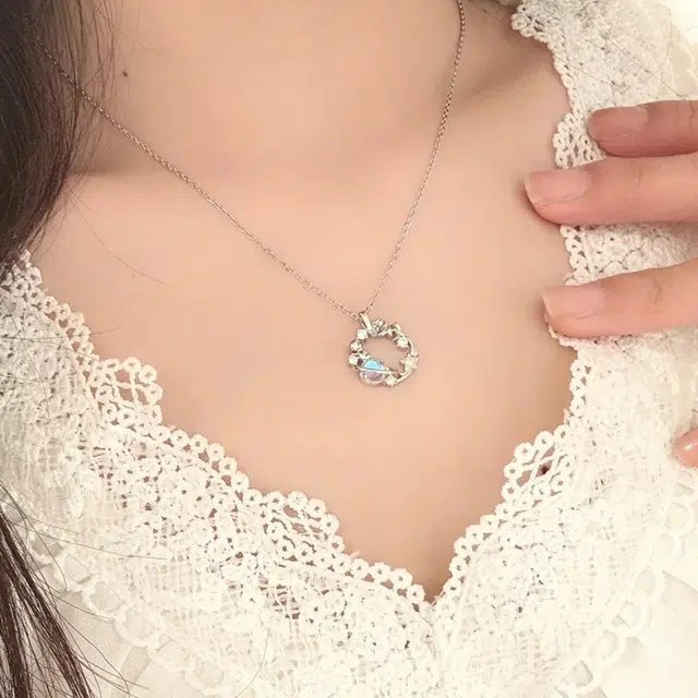 S925