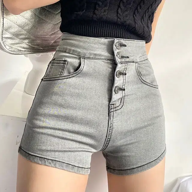 美丽衣橱 透气休闲纯色高腰修身直筒牛仔短裤 女款