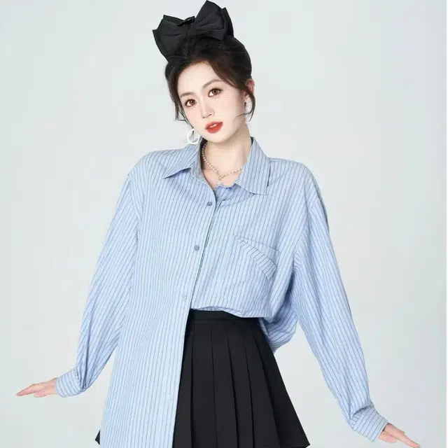 美丽衣橱 时尚设计感小众条纹通勤长袖衬衫 女款 蓝色