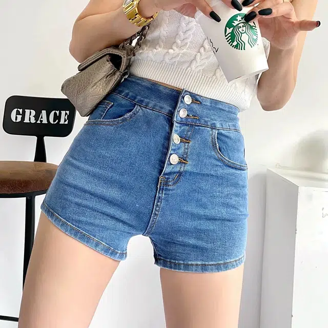 美丽衣橱 透气休闲纯色高腰修身直筒牛仔短裤 女款