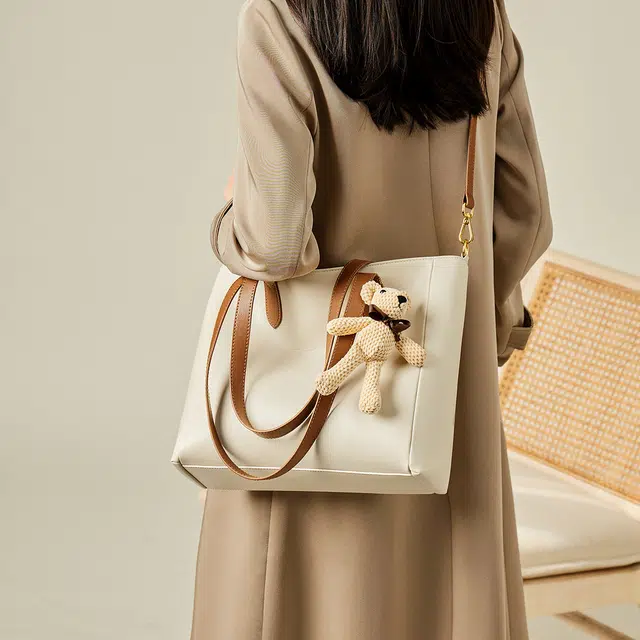 CNNCOO Tote