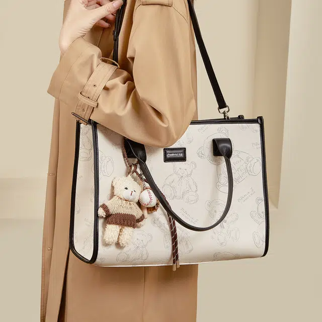 safiya ins Tote