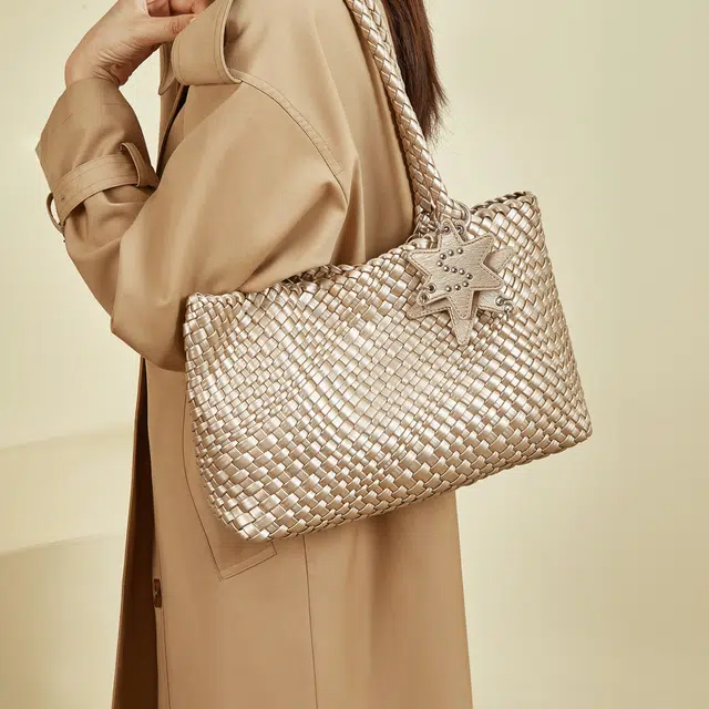 safiya Tote
