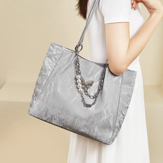 safiya Tote