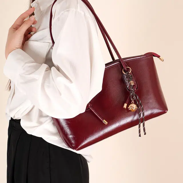 safiya Tote