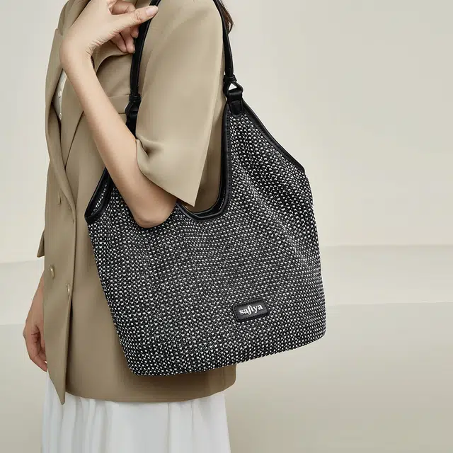 safiya Tote