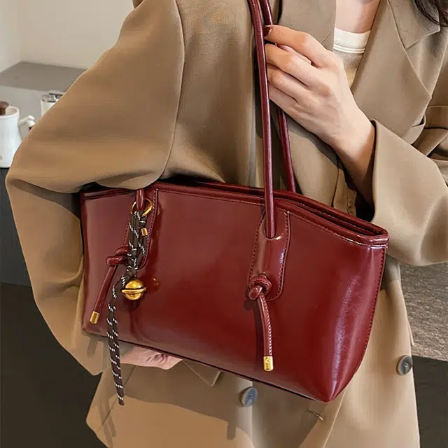 safiya Tote