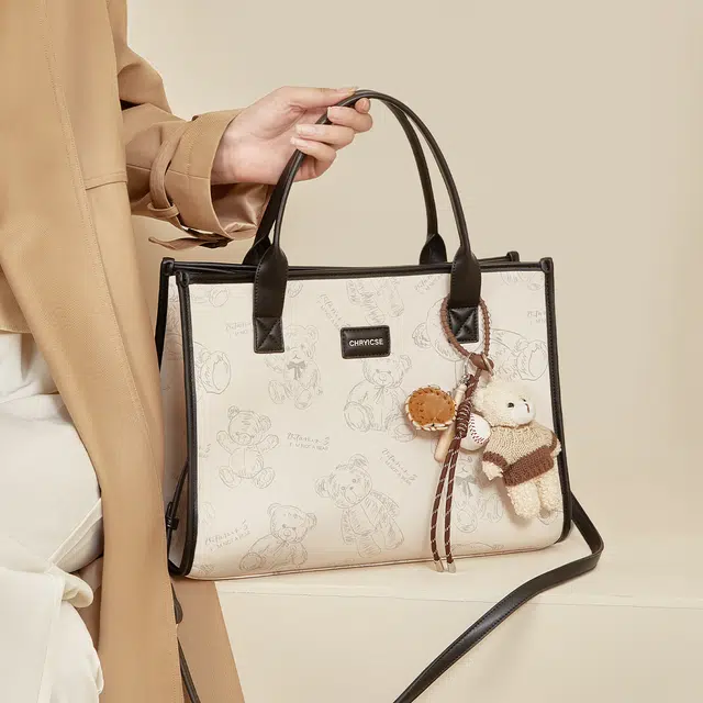 safiya ins Tote