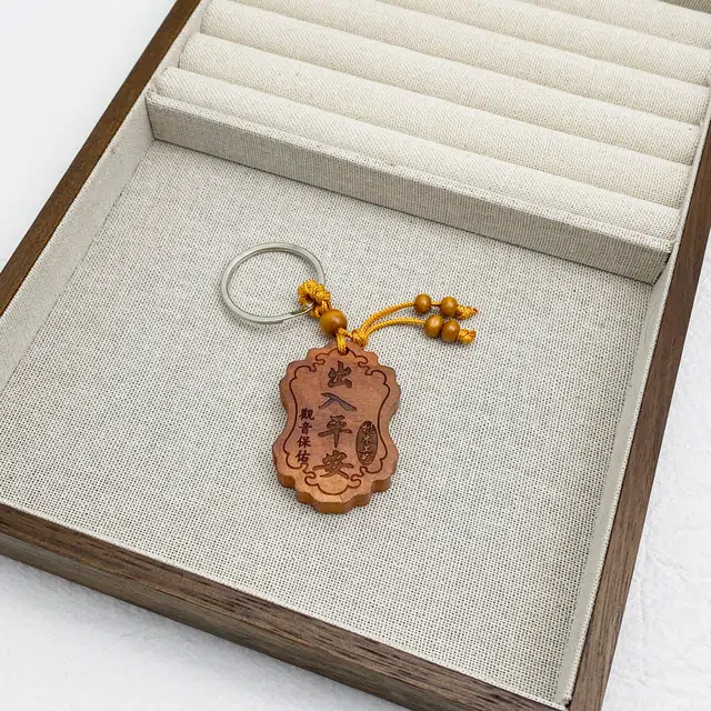 弘浪 雕刻出入平安汽车内饰木雕随身小配件国潮盘玩中式小众吉祥如意招财纳福 平安顺遂#好运#平安 桃木 挂件 男女同款情侣款