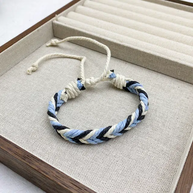 弘浪 五彩麻绳 简约个性小众民族风创意手饰 优雅大气 极简风小清新气质日常休闲通勤百搭优雅甜美  #好运 布绳 手绳 男女同款情侣款