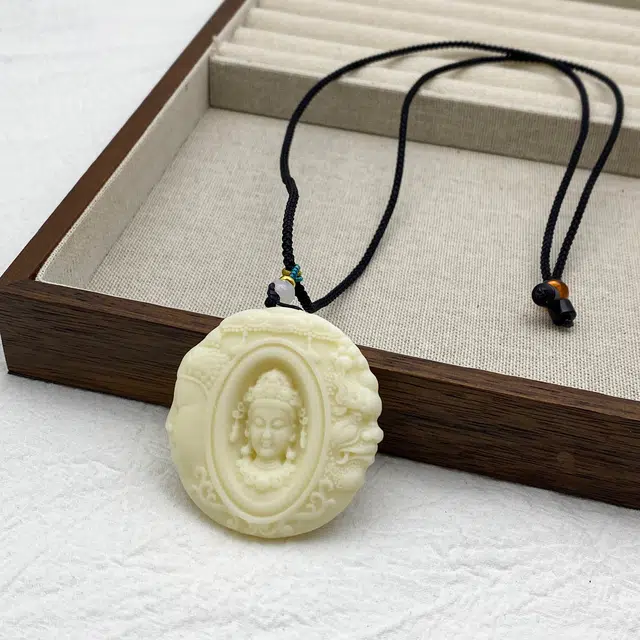 弘浪 新中式国潮精雕招财进宝前程似锦小众轻奢纳福转运百搭显白招桃花优雅#好运 象牙果 项链 男女同款情侣款