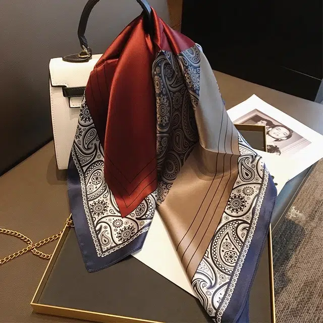 优幽兰 时尚潮流小众设计感腰果真丝小方巾四季通用高级感百搭领巾装饰搭配衬衫西装薄围巾优雅气质 桑蚕丝 丝巾 女款