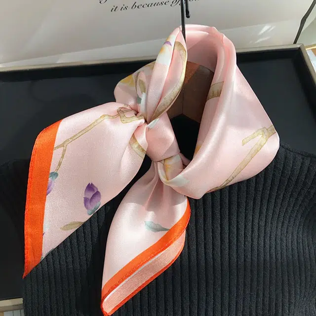 优幽兰 高颜值气质优雅小方巾小众设计感清新花卉高档通勤小领巾搭配衬衫职业装饰包包绑带发带多功能 桑蚕丝 丝巾 女款