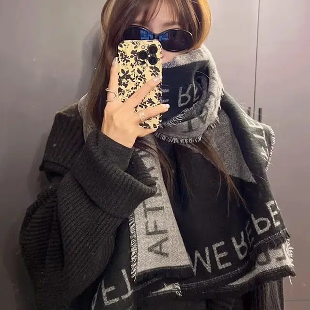 优幽兰 时尚百搭高级感字母小众设计感日系暗黑清冷风秋冬季加厚保暖学生韩系氛围感穿搭 绒线围巾 男女同款情侣款