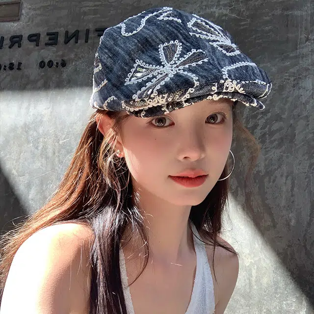 优幽兰 时尚潮流个性刺绣花朵前进帽子女百搭亮片牛仔鸭舌帽街头显脸小遮阳防晒蓓蕾 聚酯纤维 贝雷帽 女款