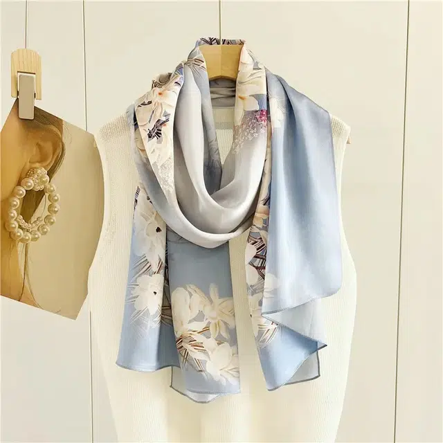 优幽兰 百搭时尚优雅小众设计感花卉真丝长款薄围巾女温柔气质高级感妈妈披肩女外搭 丝巾 女款