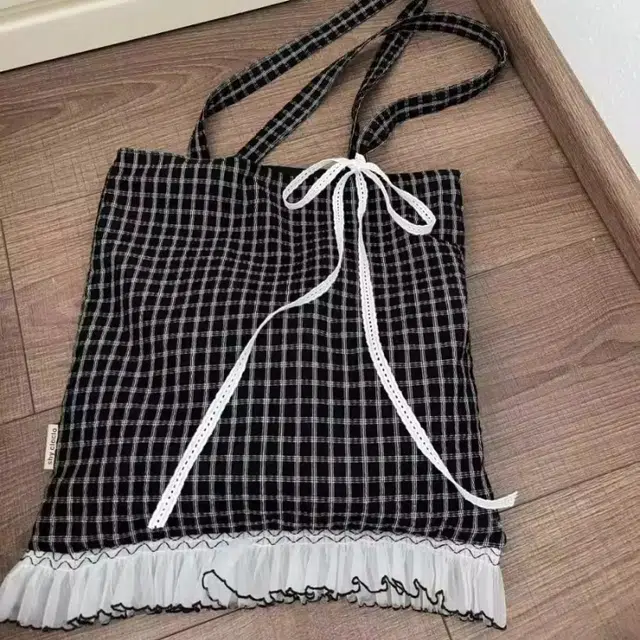 凡思曼 小众设计蕾丝蝴蝶结格子大容量通勤托特腋下包 织物 单肩包 女款 黑色