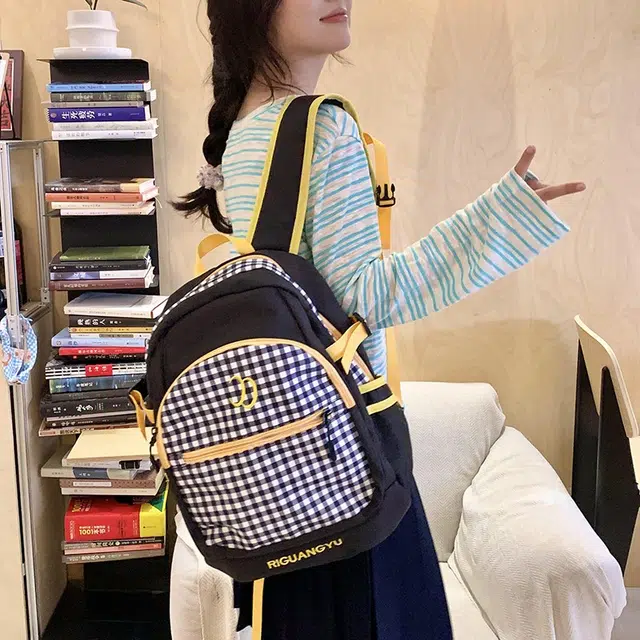 凡思曼 小众原创甜美小清新校园风格子多彩上课出游书包 尼龙 双肩包 女款 多色